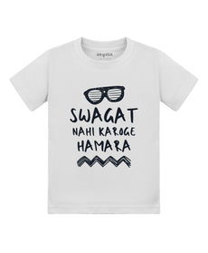 T-shirt featuring the same print